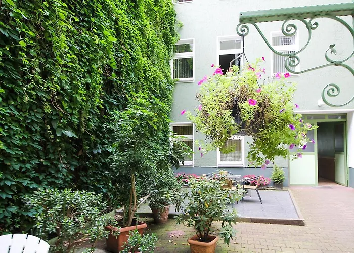 Apartments Kolo 77